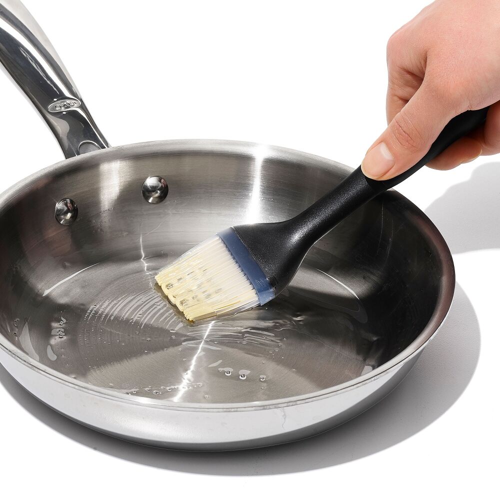 OXO Good Grips Silicone Pastry Brush M6