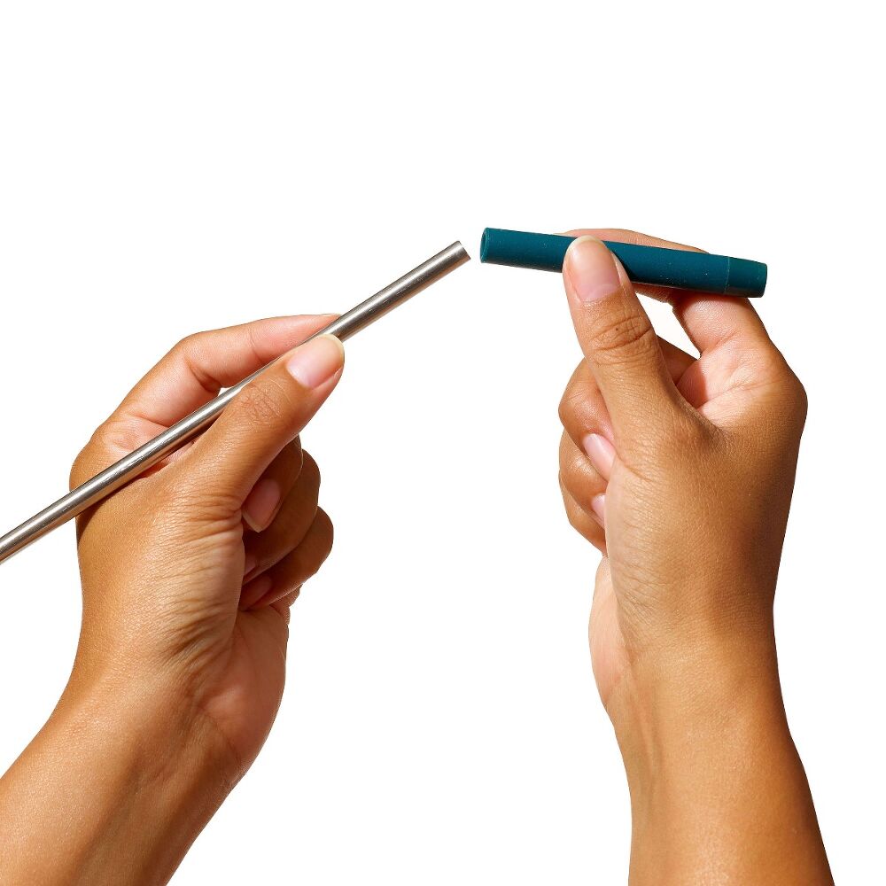 4-Piece Reusable Straw and Brush Set with Case G7