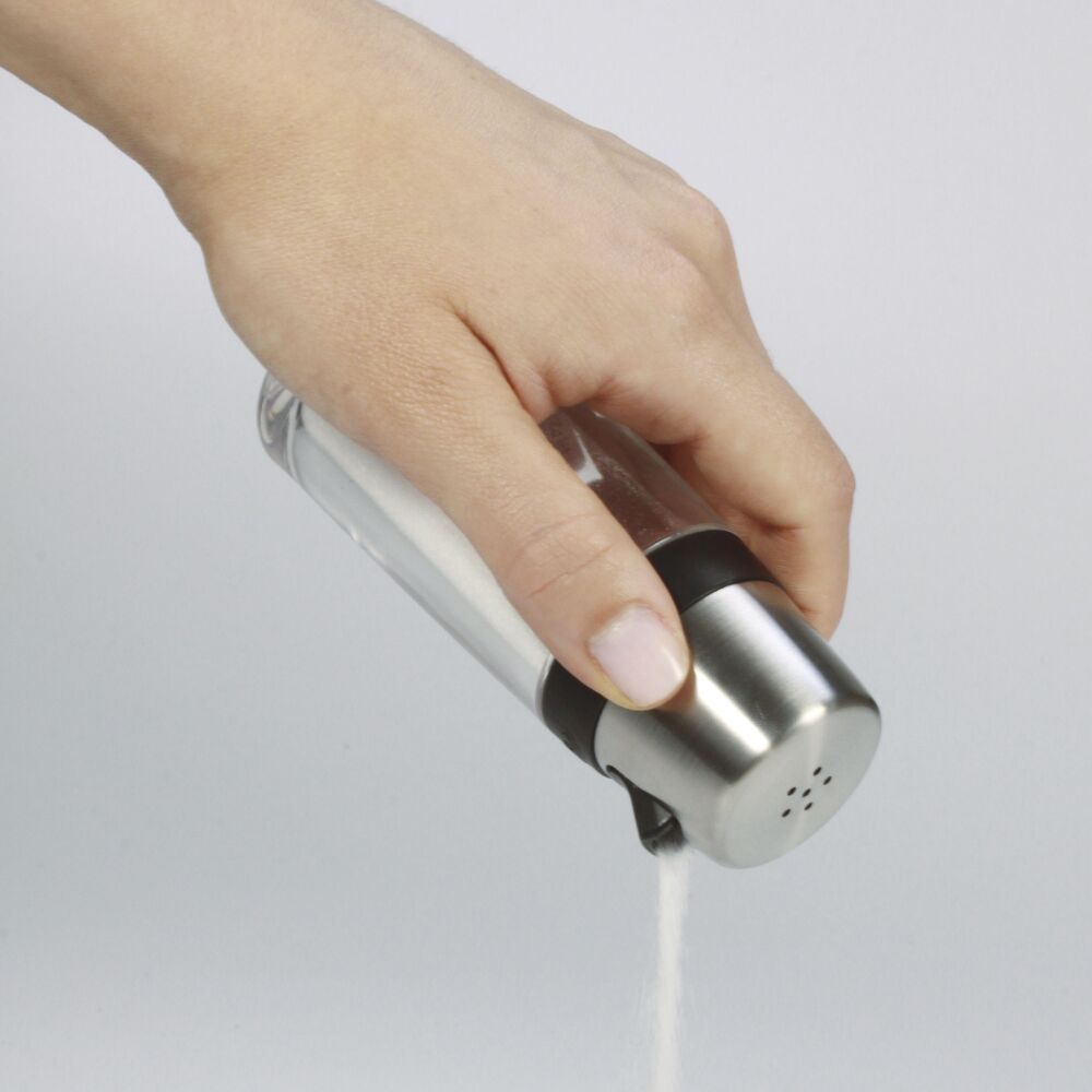 Simple Salt Shaker H4