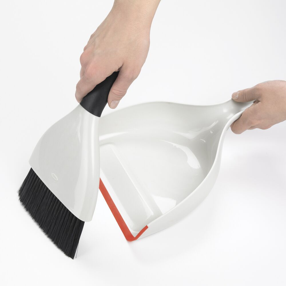 Dustpan & Brush Set J9