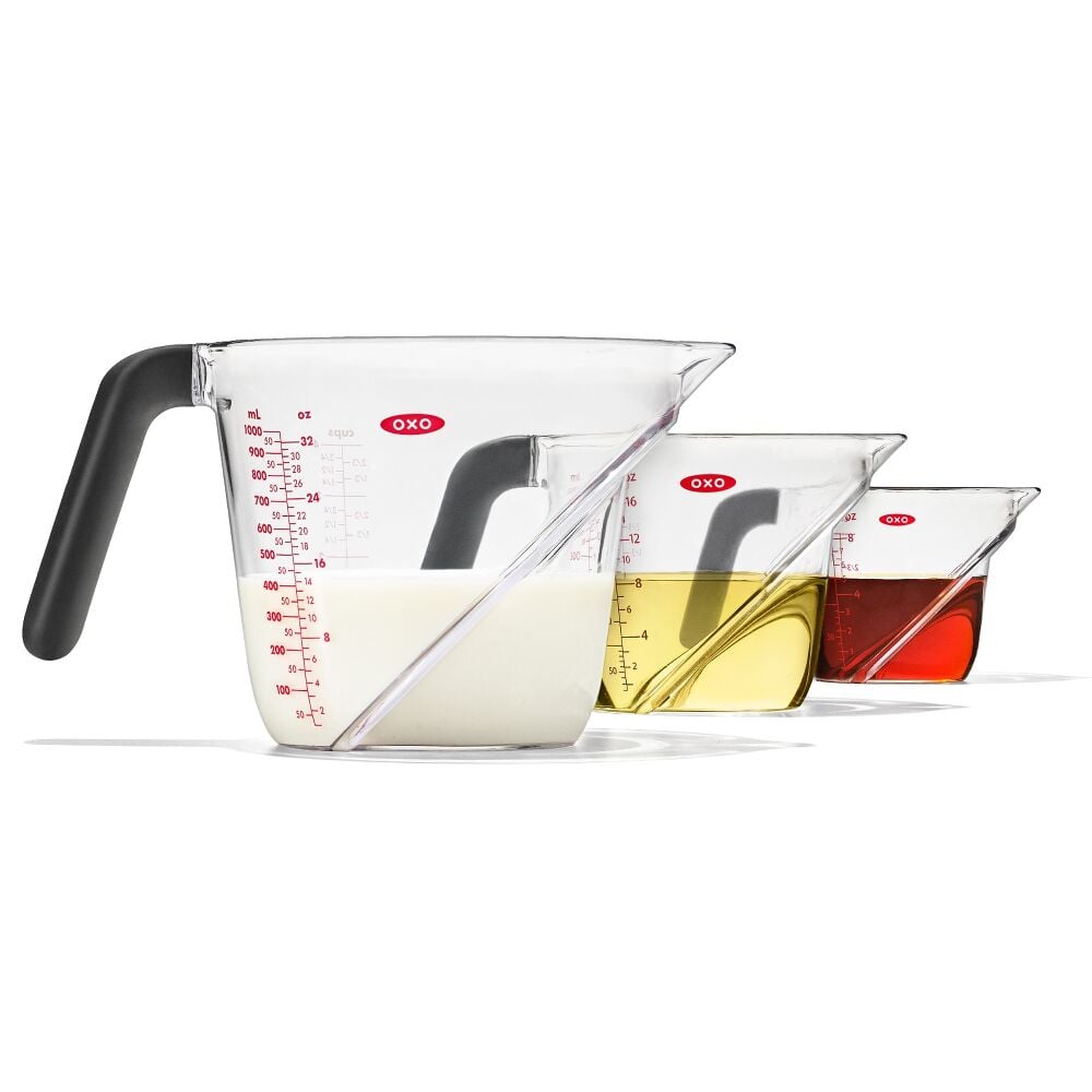 3 Piece Angled Measuring Cup Set E1