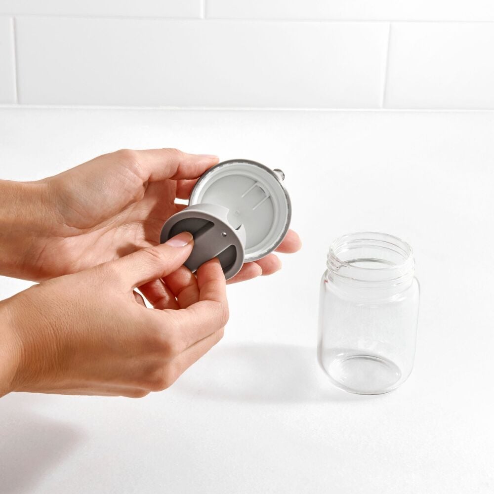Precision Pour Glass Dispenser - 5 oz Y8