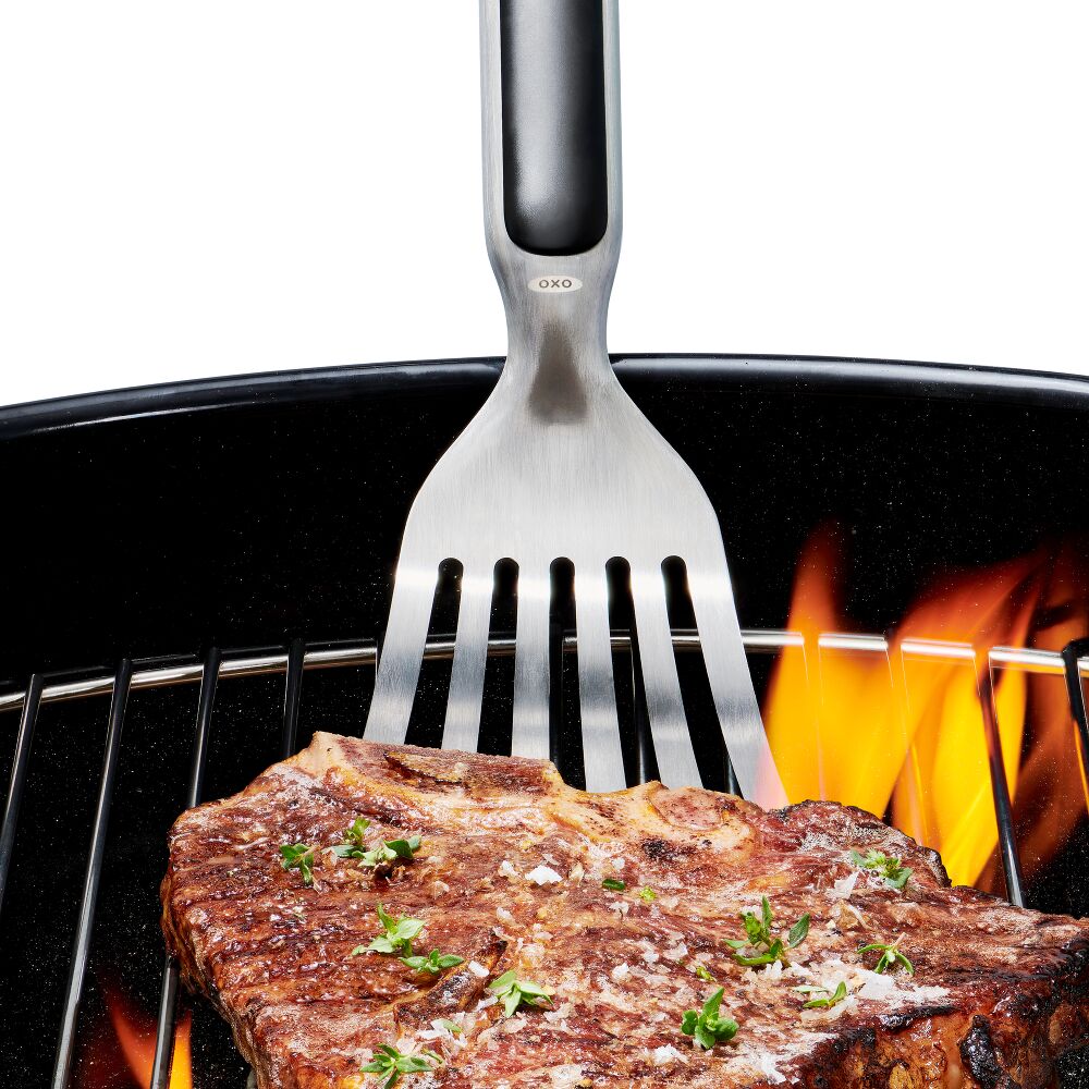 13-Piece Grilling Bundle Q8