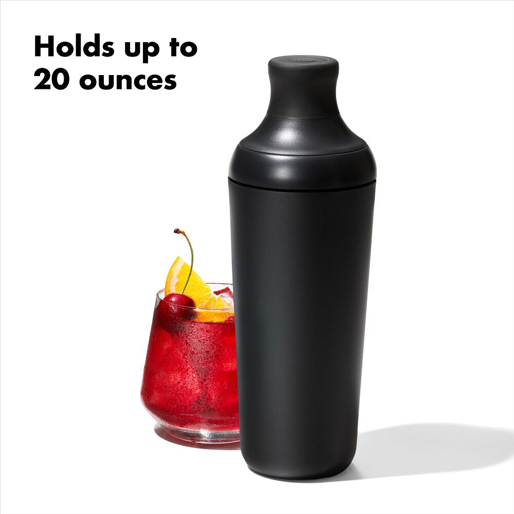 OXO Good Grips Plastic Cocktail Shaker- 20 oz/590 mL capacity W7