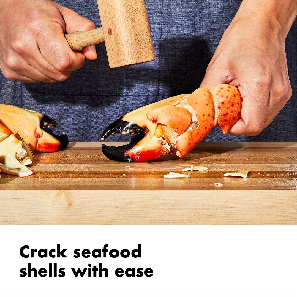 Wooden Seafood Mallet V0