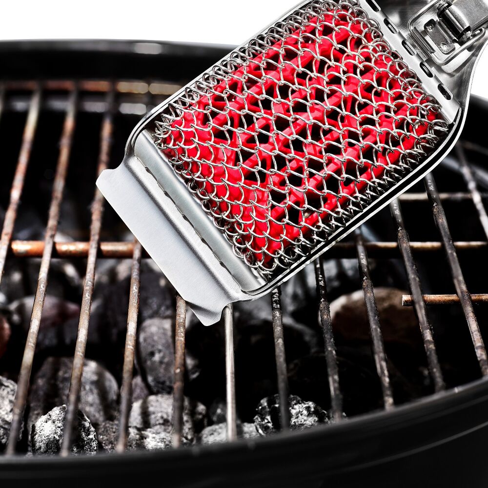 Coiled Grill Brush With Replaceable Head L9