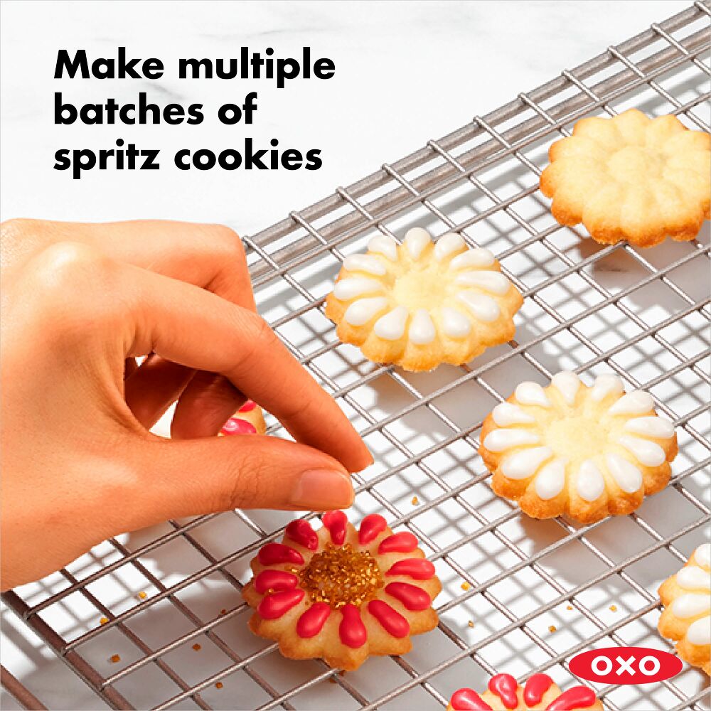 14-Piece Cookie Press Set A6