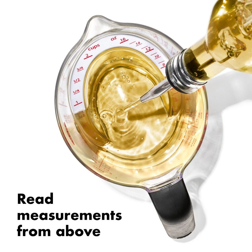 2-Cup Angled Measuring Cup H4