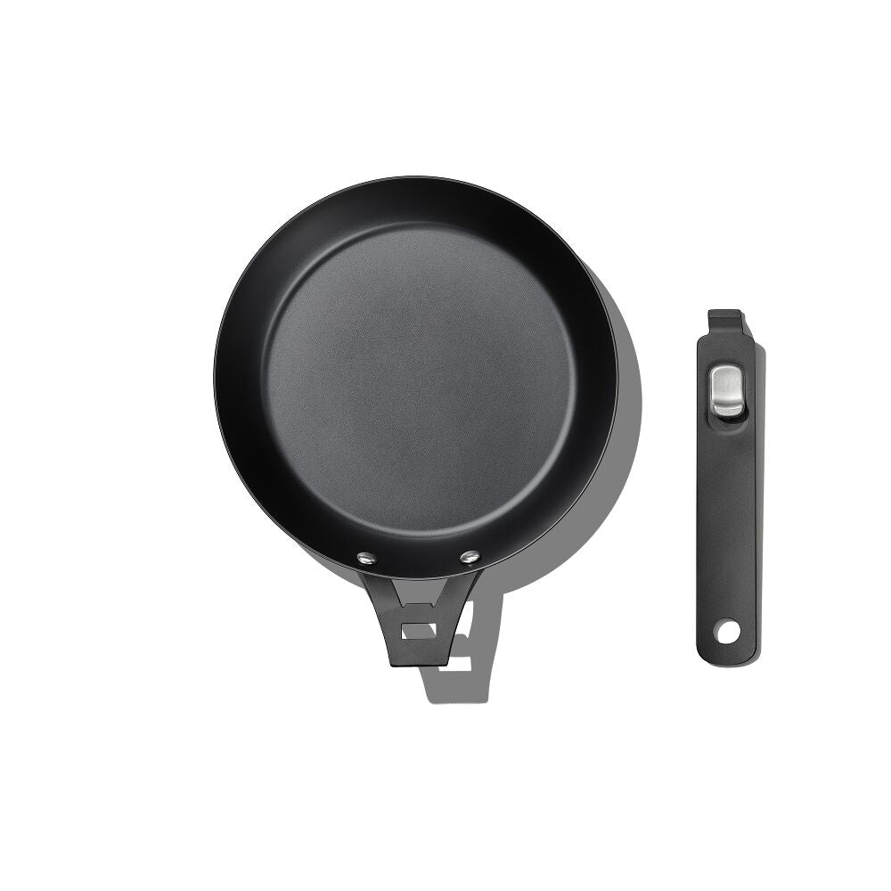 Carbon Steel With Removable Handle 8in Pan H4