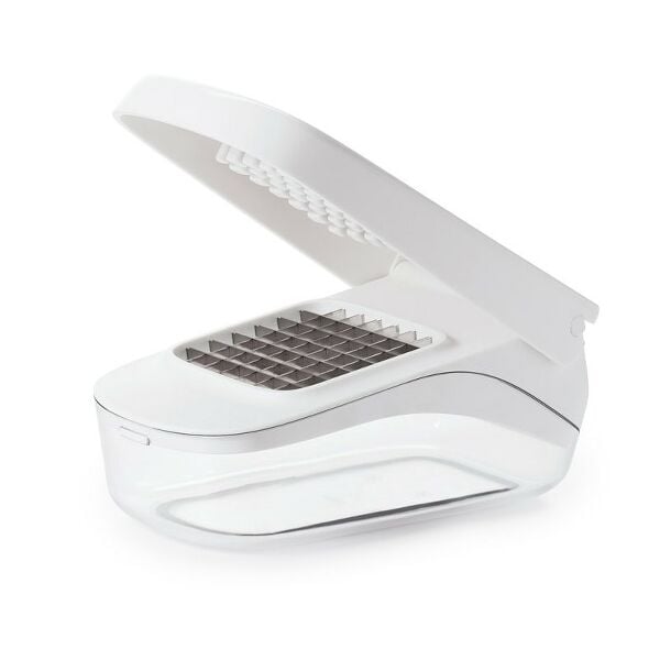 Vegetable Chopper with Easy-Pour Opening G4