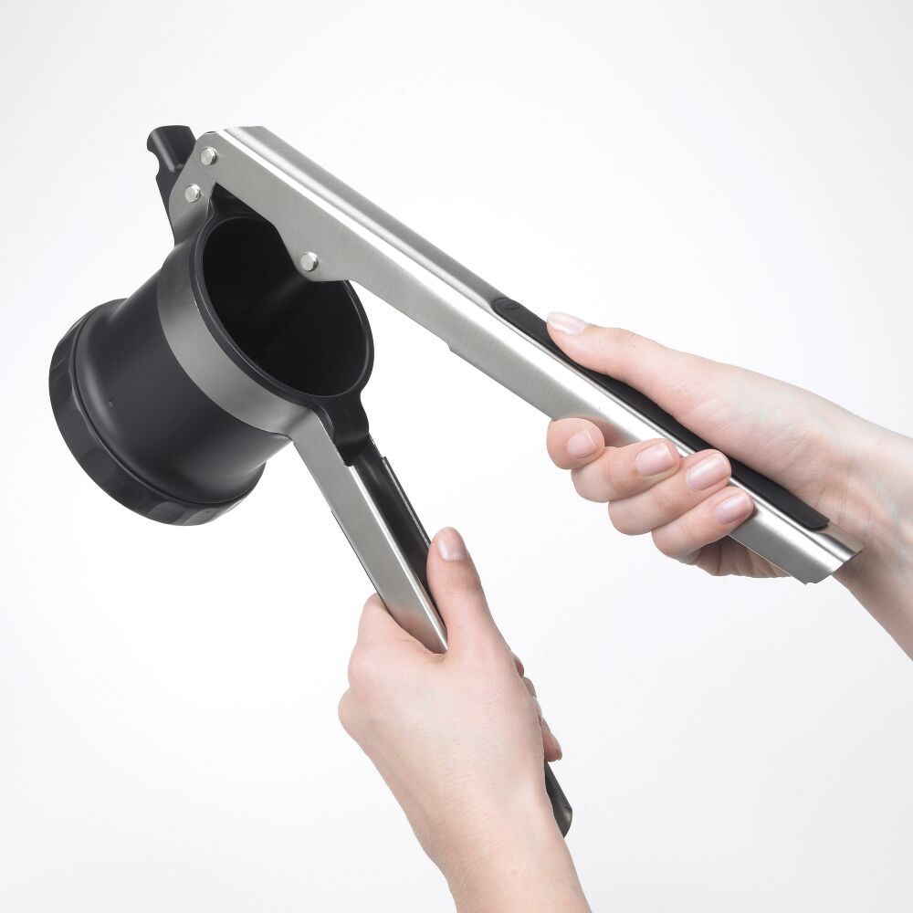 3-In-1 Adjustable Potato Ricer Y0