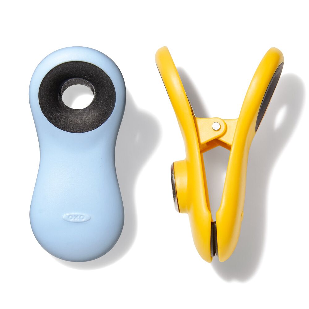 Magnetic All-Purpose Clips - 4-Pack - assorted colors G6