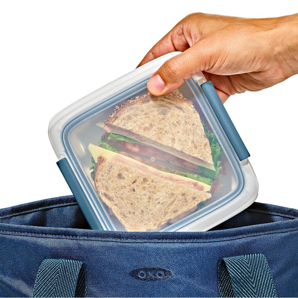 Prep & Go Slim Container with Removable Divider - 1.8 Cups/0.4 L U4