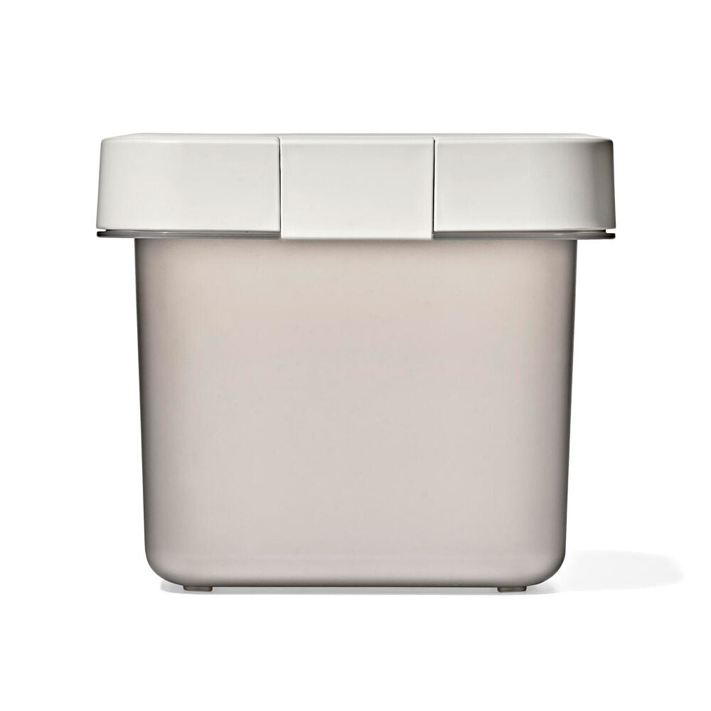 OXO Pet Airtight Food Container with Scoop — Small K0