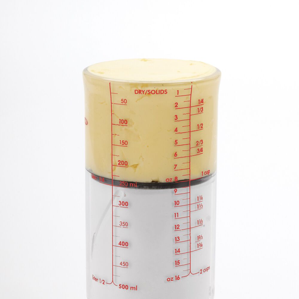 2 Cup Adjustable Measuring Cup E8