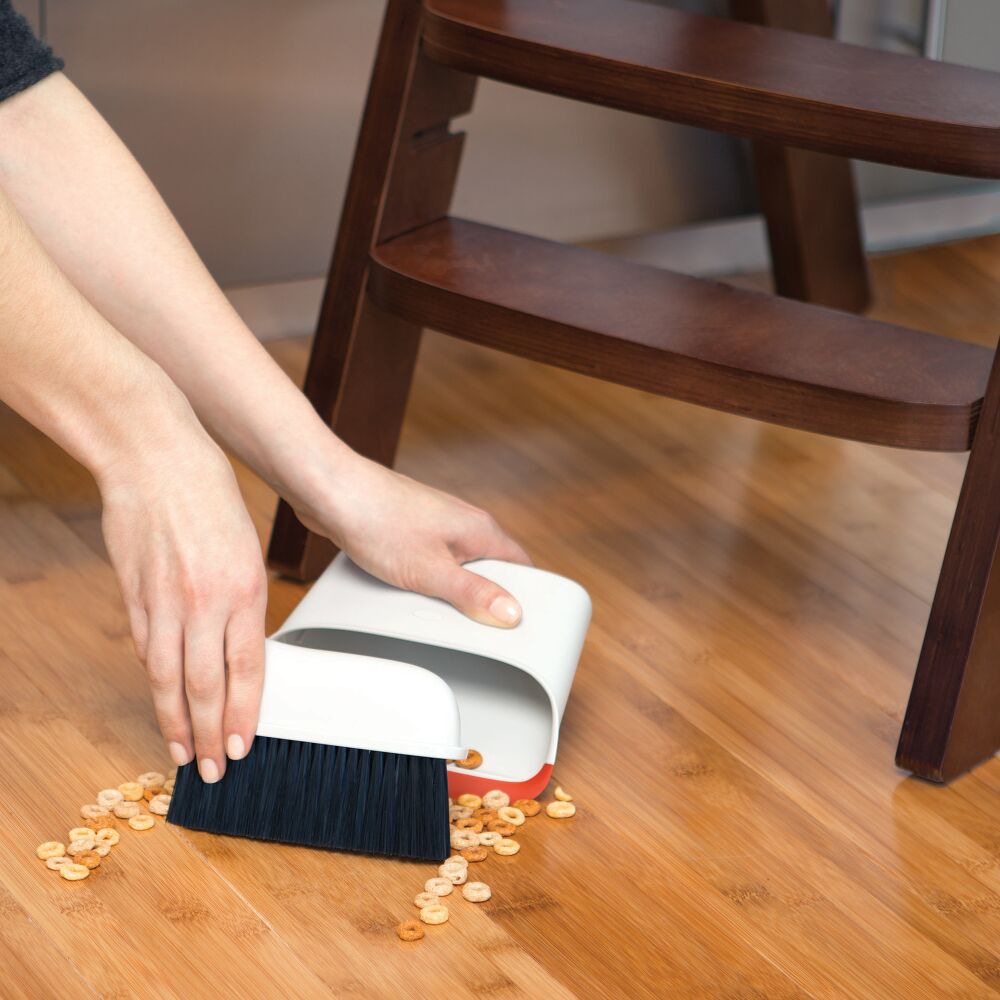 Compact Dustpan & Brush Set F3
