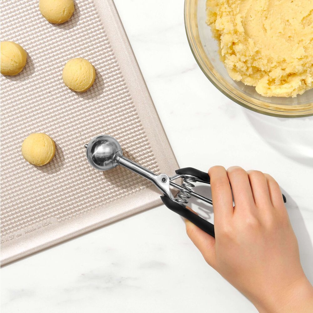 Small Cookie Scoop R4