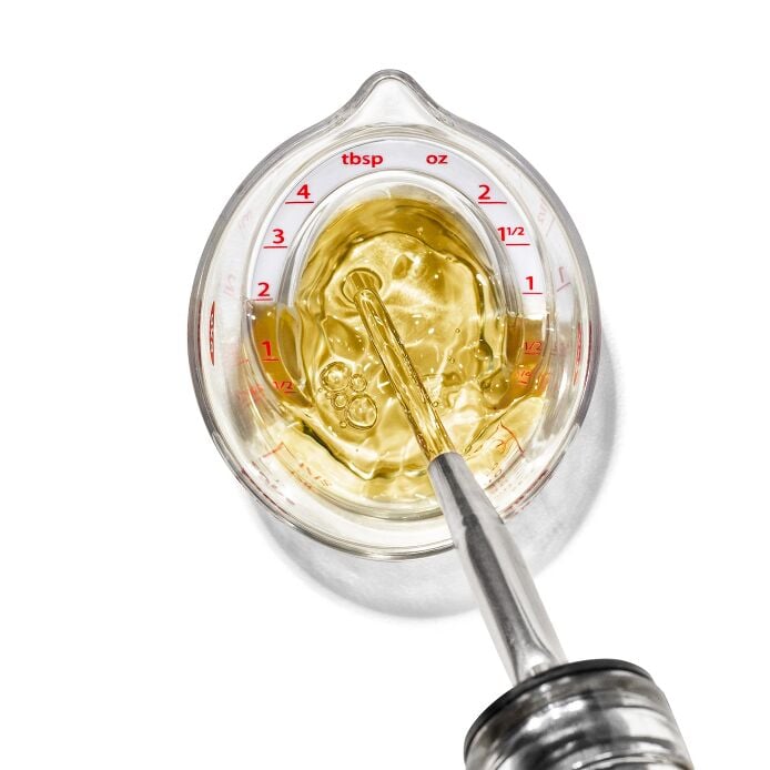 Mini Angled Measuring Cup I8
