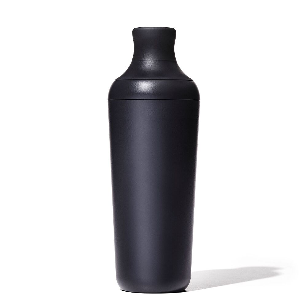 OXO Good Grips Plastic Cocktail Shaker- 20 oz/590 mL capacity W7