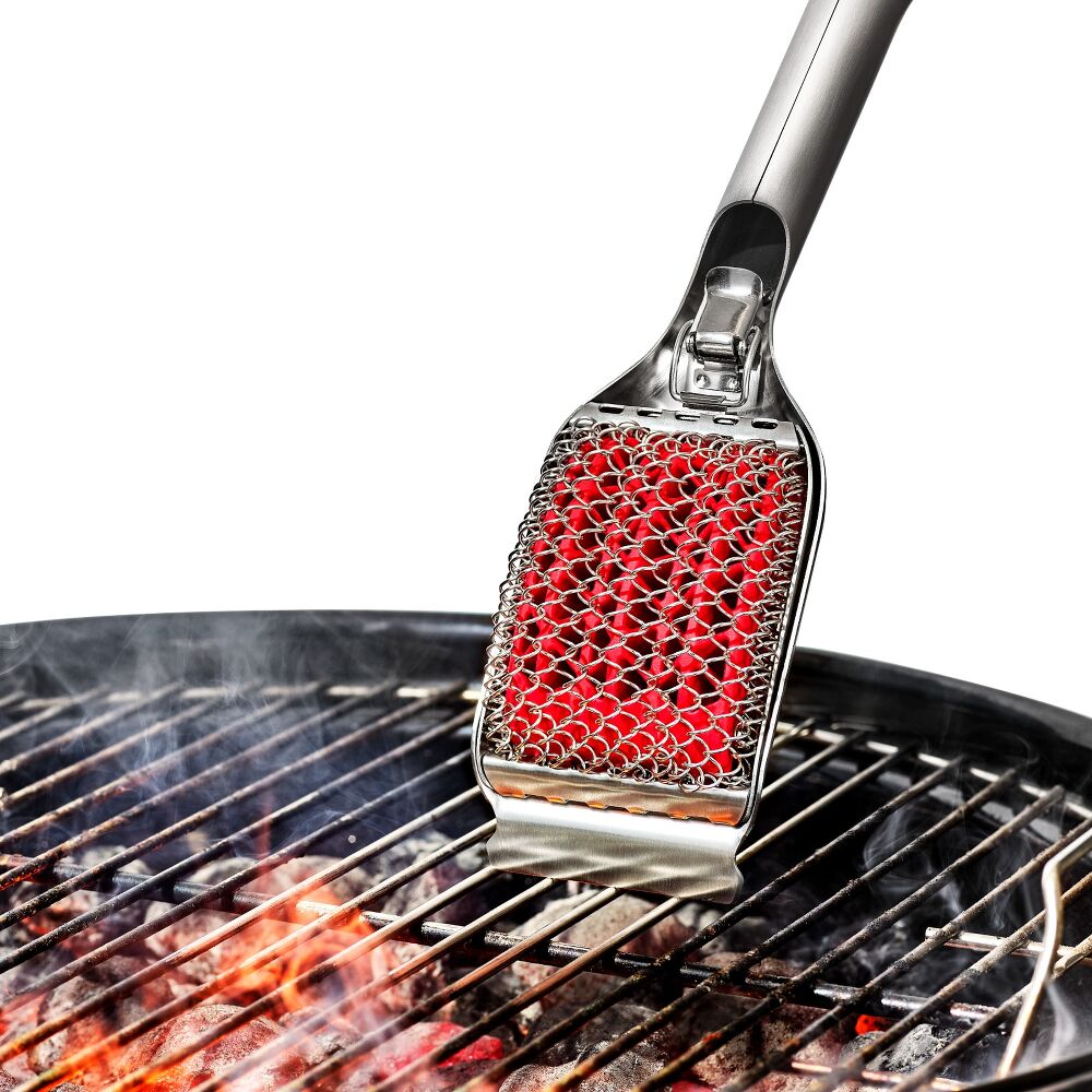 Coiled Grill Brush With Replaceable Head L9