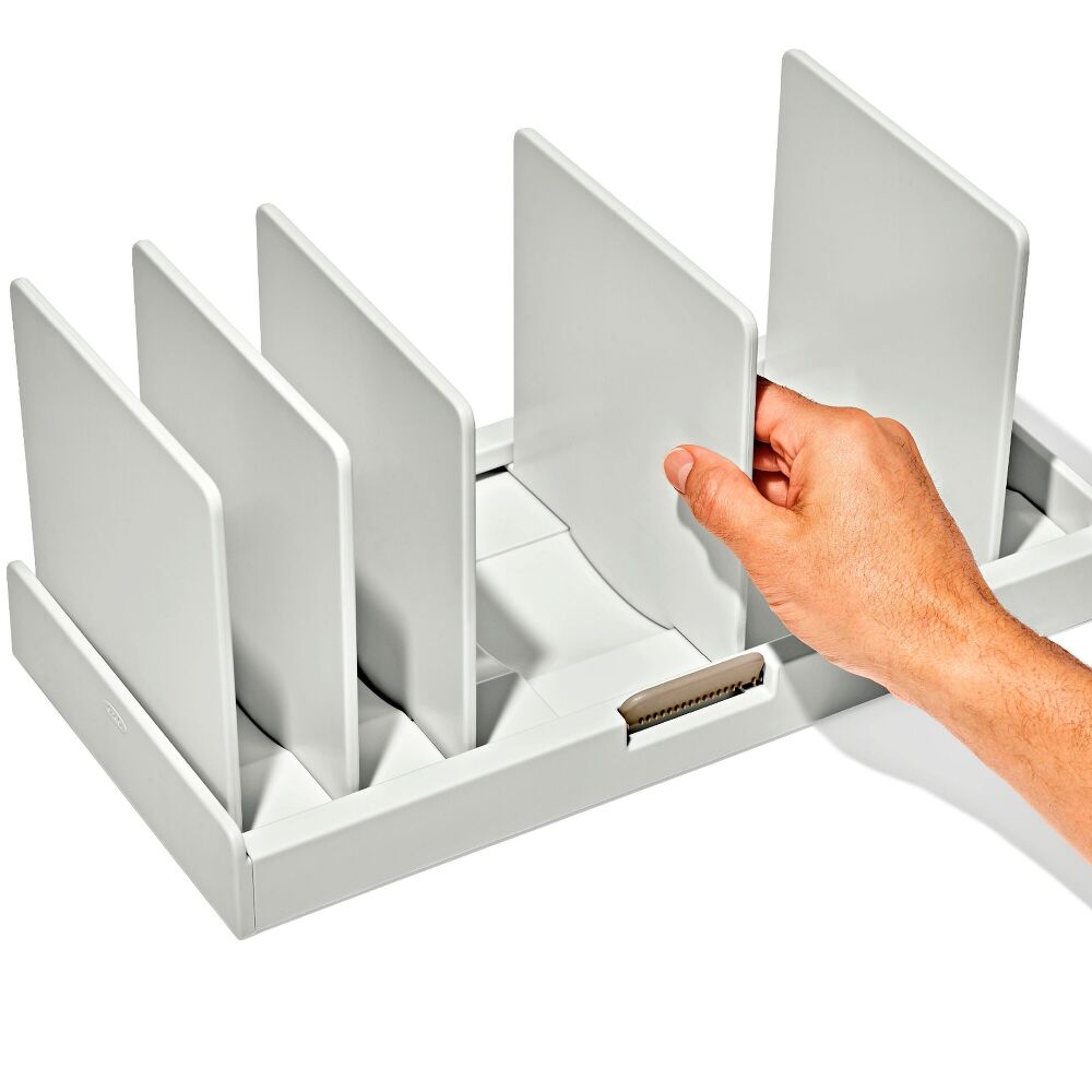 Adjustable Cookware Organizer K9