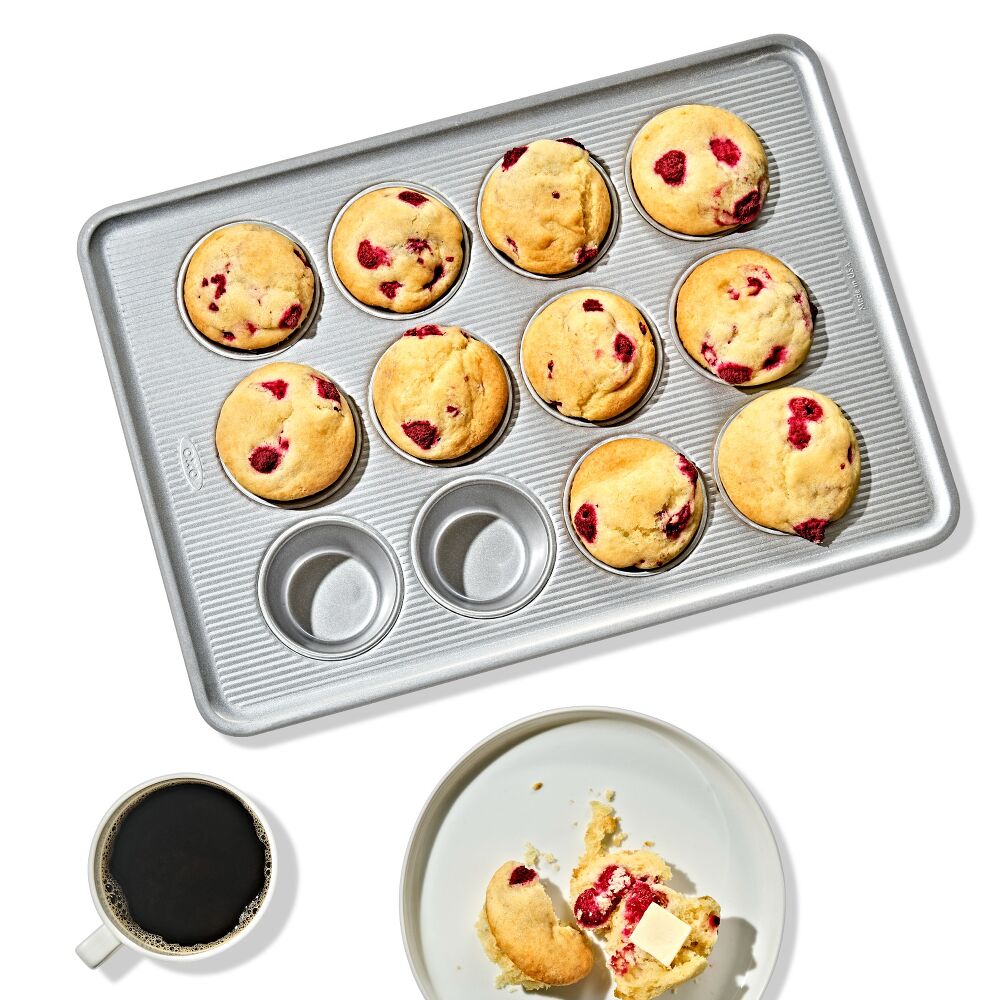 Nonstick Pro Clear Coated 12 Cup Muffin Pan Q7