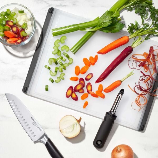 Everyday Cutting Board M4