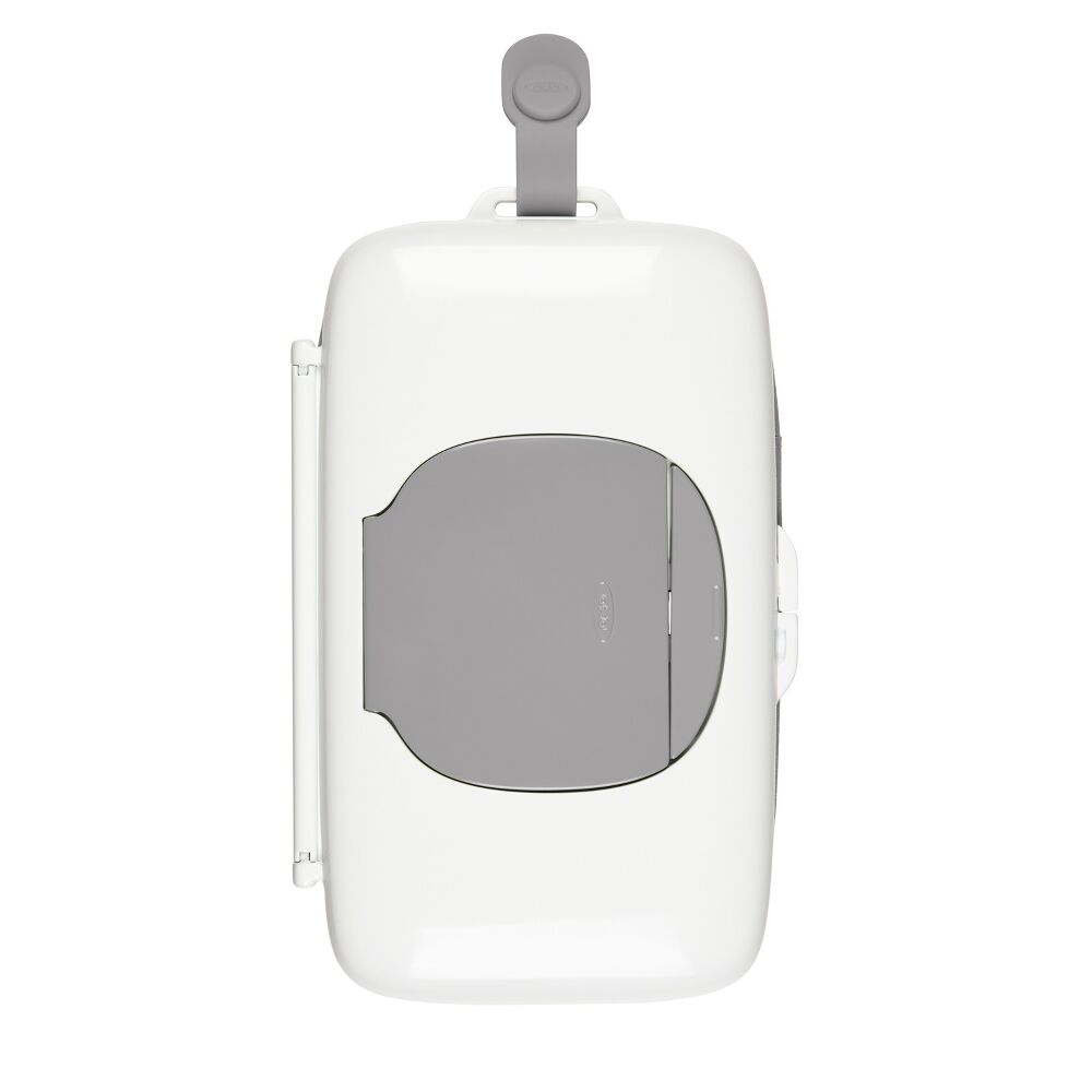 On-the-Go Wipes Dispenser with Diaper Pouch B1