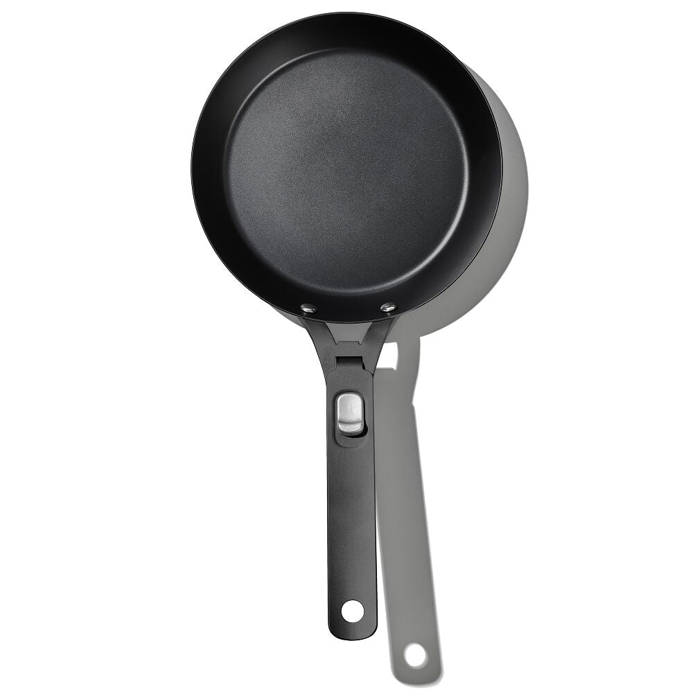 Carbon Steel With Removable Handle 8in Pan H4