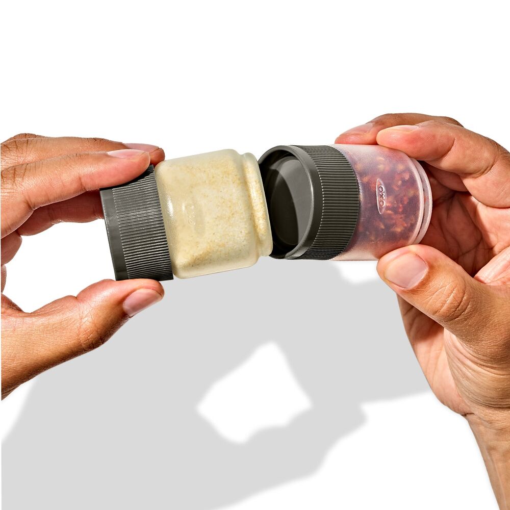 Outdoor 7-Piece Spice Shaker & Squeeze Bottle Set P2
