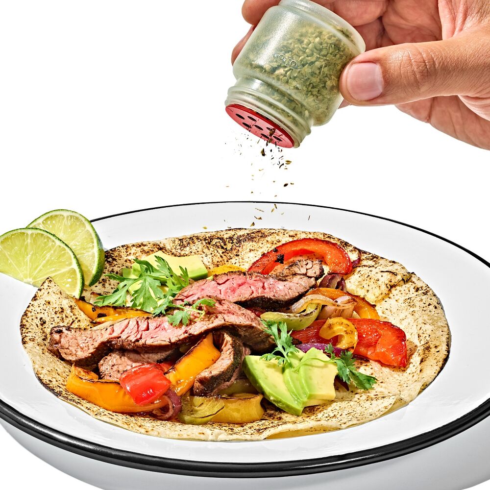 Outdoor 7-Piece Spice Shaker & Squeeze Bottle Set P2