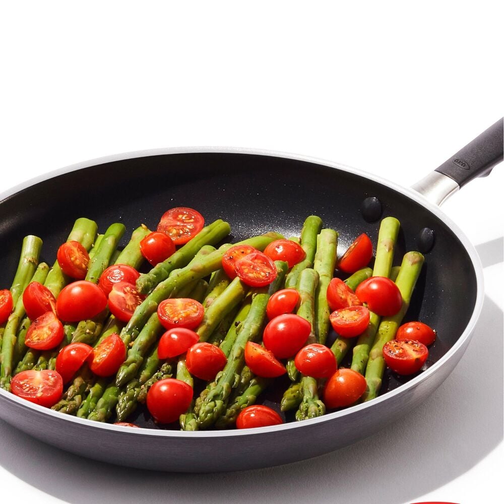 Non-Stick Pro Every Day 12 Inch Frypan with Lid P7
